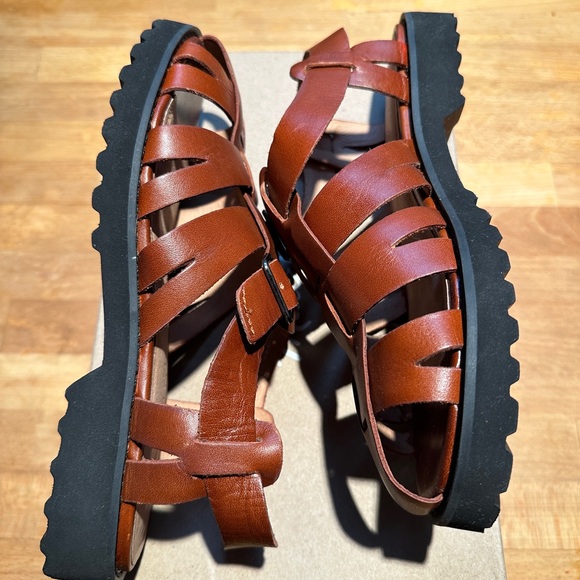 Madewell Cari Fisherman Sandals - Picture 3 of 5
